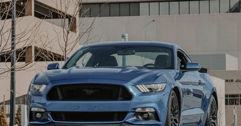 Mustang Auto - Blue Ford Mustang on Road